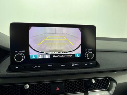 Certified 2025 Acura Integra FWD image 32