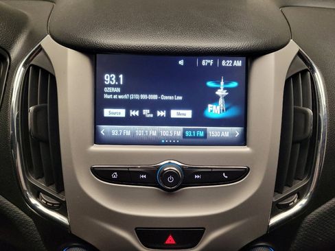 Used 2018 Chevrolet Cruze LS FWD image 25