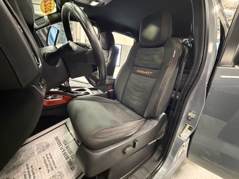 Used 2022 Nissan Frontier PRO-4X w/ Off-Road Protection Package AWD/4WD image 7