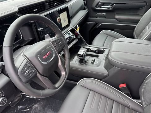 New 2026 GMC Sierra 1500 AT4X w/ LPO, Black Badging Package AWD/4WD image 10