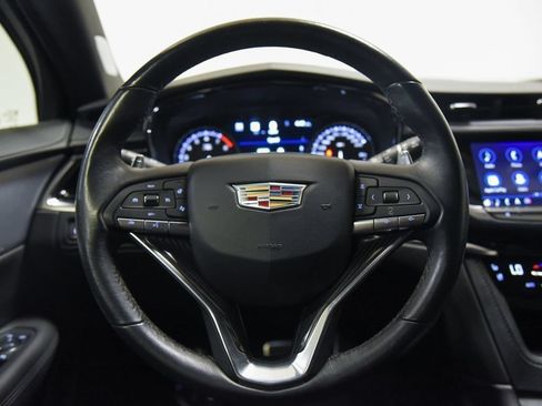 Used 2024 Cadillac XT6 Sport w/ Technology Package AWD/4WD image 46