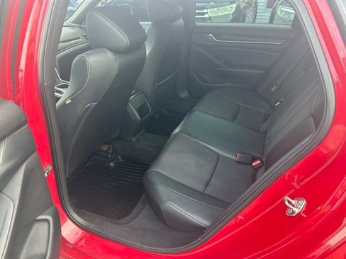 Used 2019 Honda Accord Sport image 15
