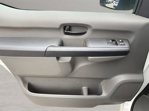 Used 2020 Nissan NV 1500 SV image 29