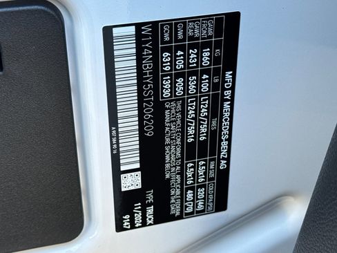 New 2025 Mercedes-Benz Sprinter 2500 image 26