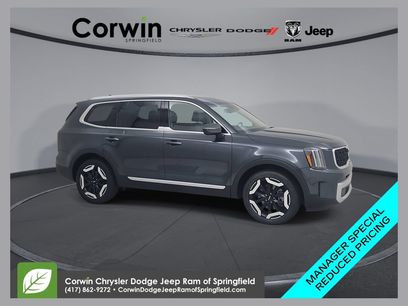 Used 2024 Kia Telluride EX w/ EX Captain's Chair Package