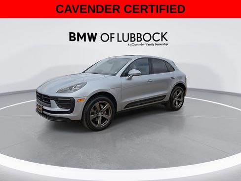 Used 2025 Porsche Macan AWD/4WD image 4