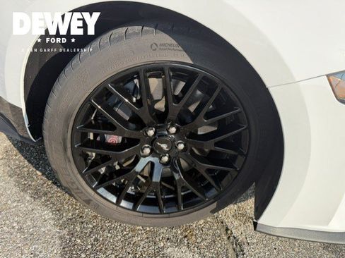 Used 2020 Ford Mustang GT Premium w/ GT Performance Package RWD image 12