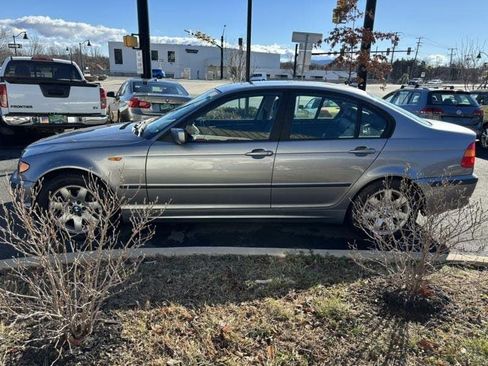 Used 2004 BMW 325i Sedan image 5