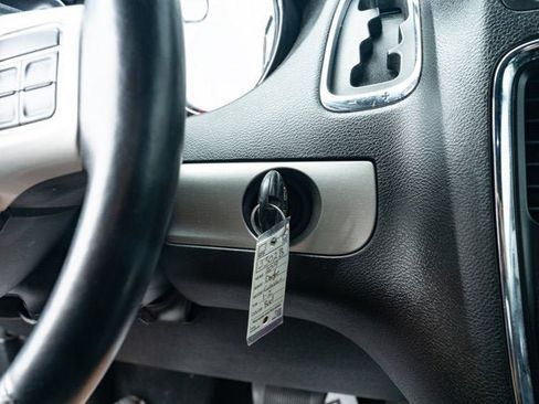 Certified 2019 Dodge Grand Caravan GT FWD image 22