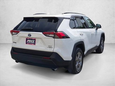 Used 2024 Toyota RAV4 XLE w/ Convenience Package AWD/4WD image 5