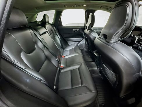 Used 2024 Volvo XC60 B5 Core AWD/4WD image 26