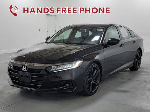 Used 2022 Honda Accord Sport image 4