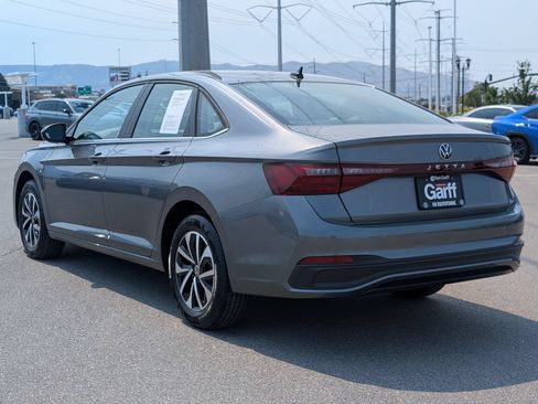 Used 2026 Volkswagen Jetta S FWD image 5