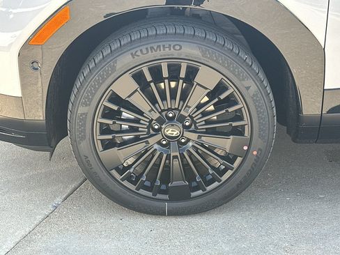 New 2026 Hyundai Santa Fe Calligraphy AWD/4WD image 3