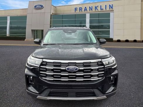 New 2026 Ford Explorer Active w/ Active Comfort Package AWD/4WD image 2