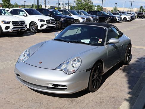 Used 2002 Porsche 911 Carrera RWD image 4
