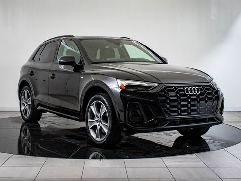 Certified 2025 Audi Q5 2.0T Premium w/ Convenience Plus Package image 15