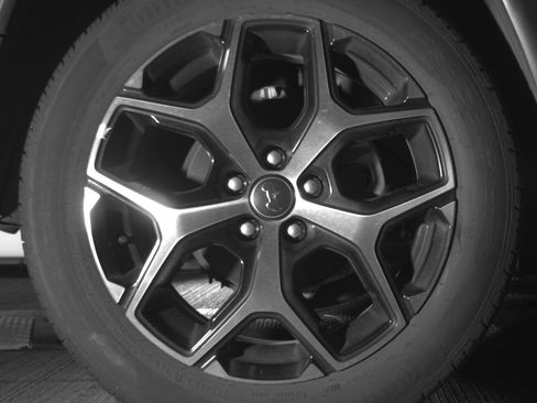 Used 2025 Jeep Compass Limited image 15