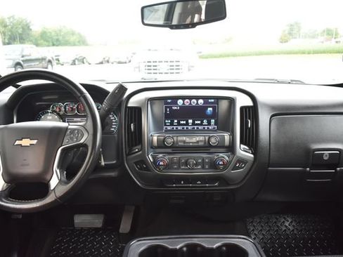 Used 2018 Chevrolet Silverado 1500 LT w/ All Star Edition AWD/4WD image 36