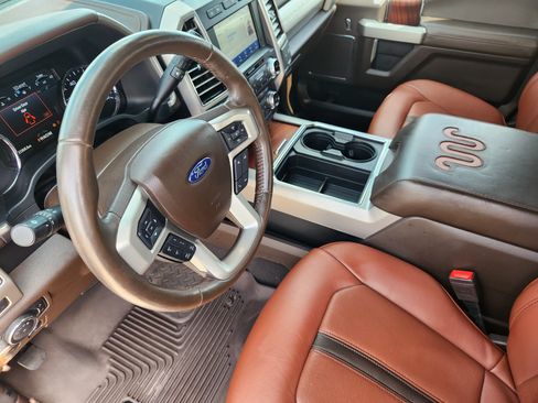 Used 2020 Ford F250 King Ranch w/ King Ranch Ultimate Package AWD/4WD image 13