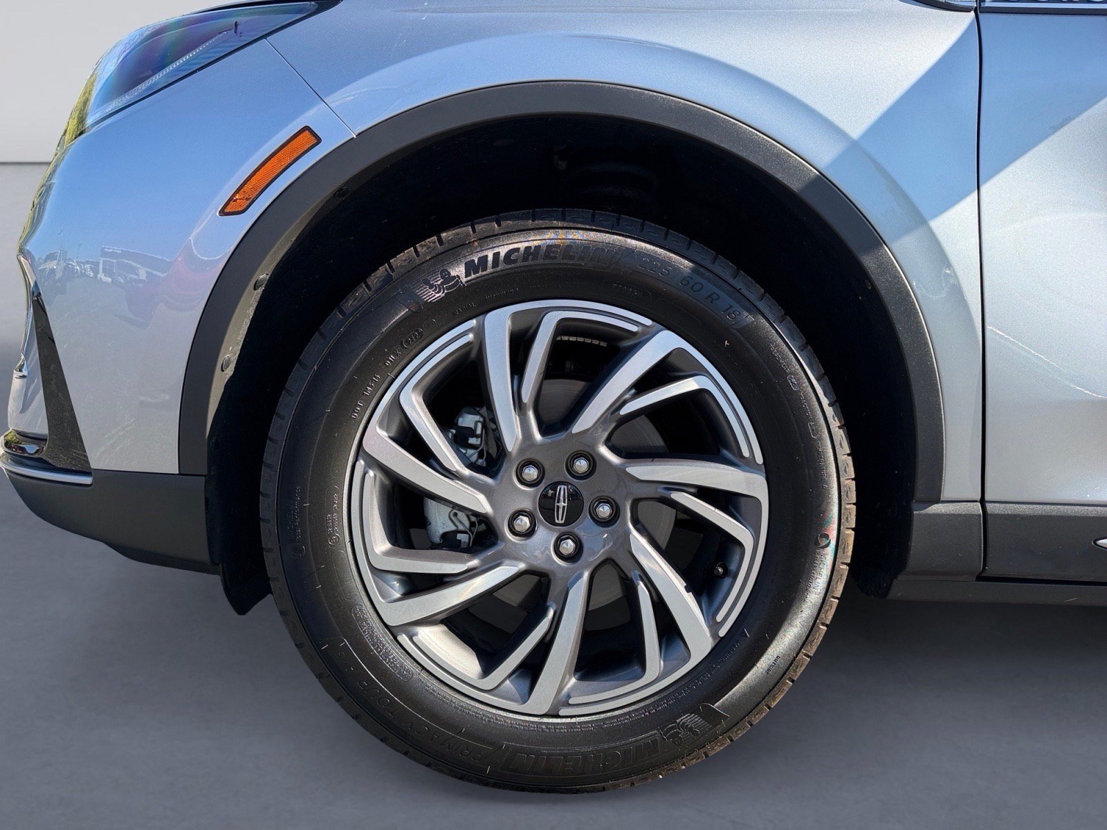 Used 2023 Lincoln Corsair AWD w/ Equipment Group 101A image 9