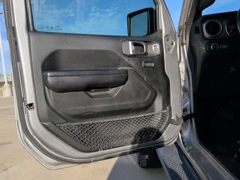 Used 2020 Jeep Wrangler Unlimited Sport S image 10