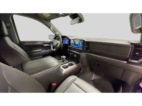 Used 2023 Chevrolet Silverado 1500 LTZ image 18