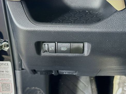 Used 2024 Toyota RAV4 XLE image 20