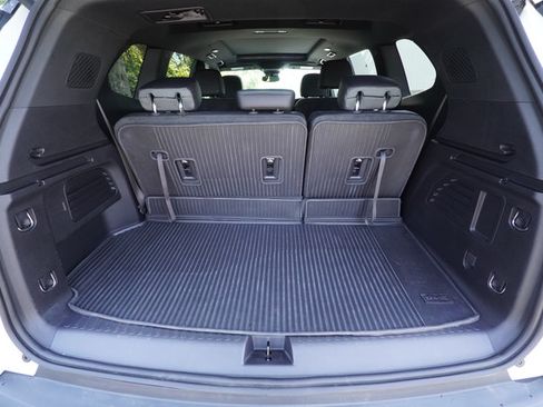 Used 2024 GMC Acadia AT4 w/ Luxury Package AWD/4WD image 29