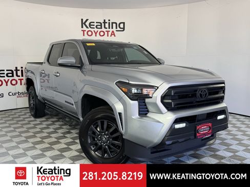 Certified 2025 Toyota Tacoma SR5 image 2