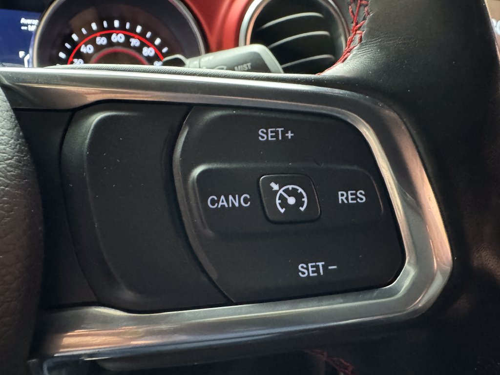 Used 2022 Jeep Wrangler Unlimited Rubicon w/ Dual Top Group AWD/4WD image 16