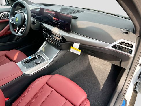 New 2026 BMW i4 xDrive40i w/ M Sport Package image 24