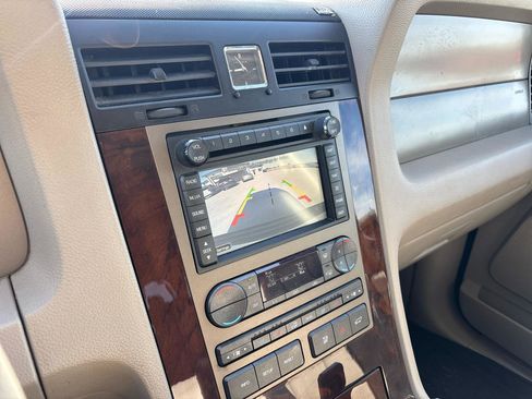 Used 2013 Lincoln Navigator 2WD w/ HD Trailer Tow Pkg image 16