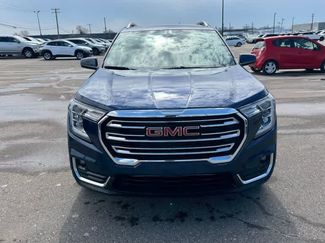 Used 2022 GMC Terrain SLT w/ LPO, Floor Liner Package video 2