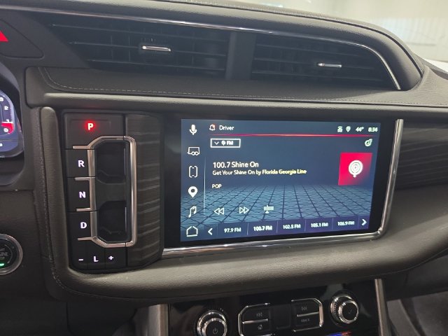 Used 2023 GMC Yukon Denali AWD/4WD image 8