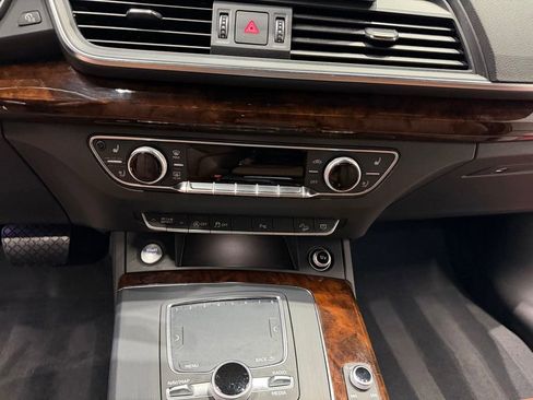 Used 2018 Audi Q5 2.0T Premium Plus AWD/4WD image 43
