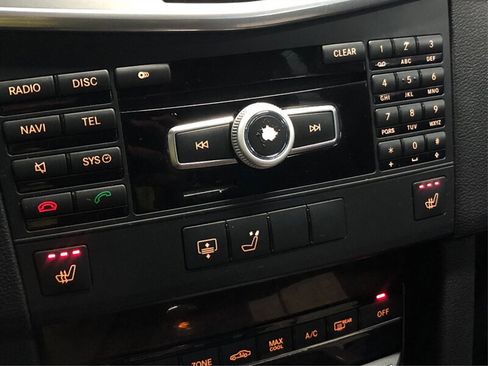 Used 2012 Mercedes-Benz E 350 E 350 image 27