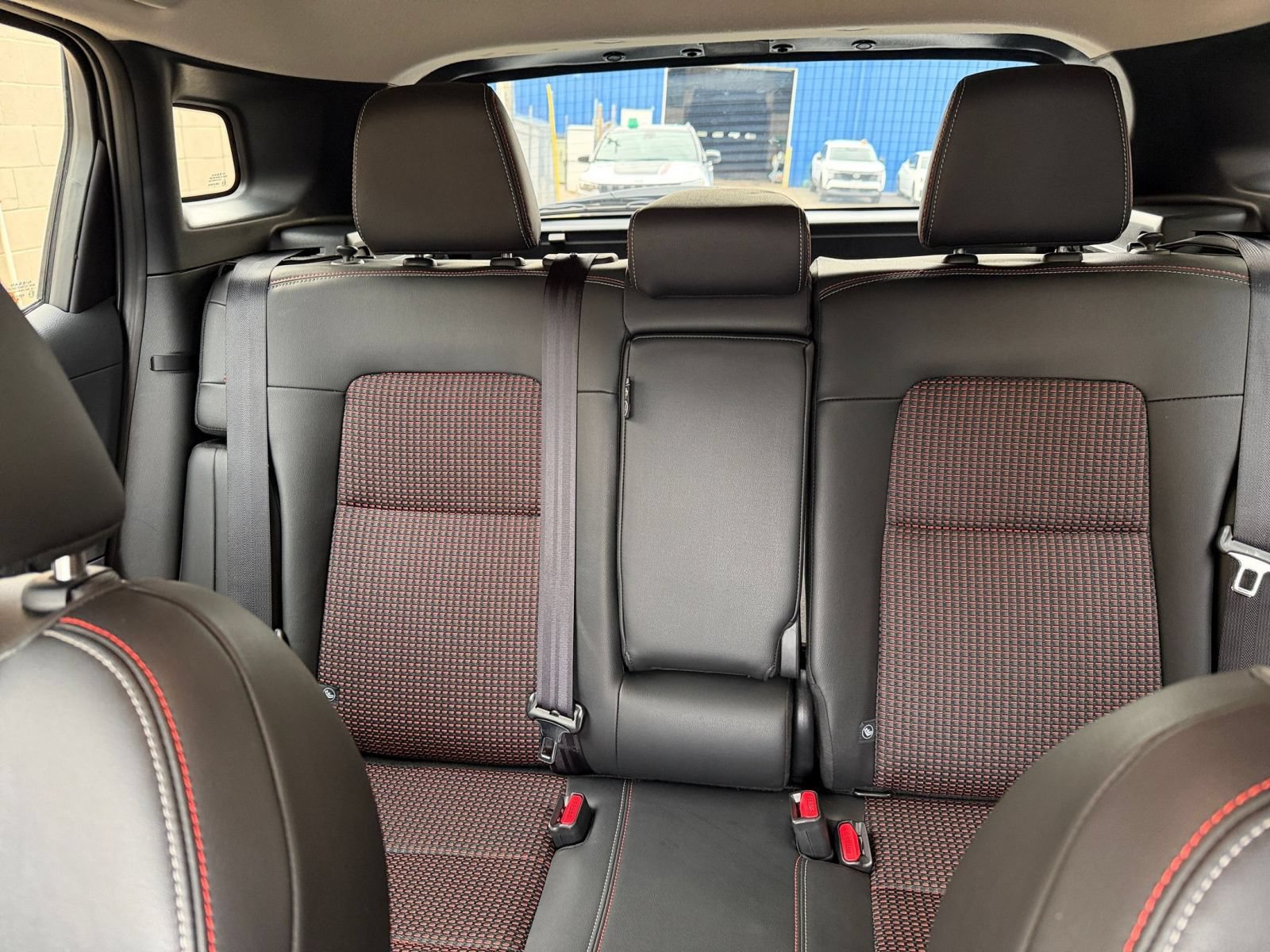 Used 2026 Nissan Kicks SR AWD/4WD image 36