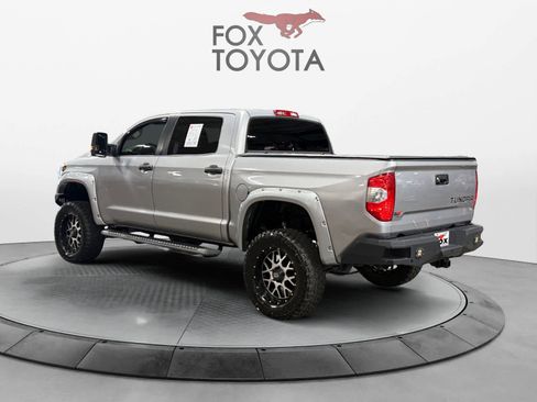 Used 2016 Toyota Tundra SR5 w/ SR5 Upgrade Package AWD/4WD image 4
