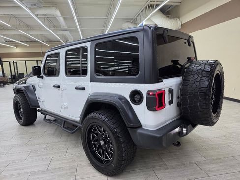 Used 2021 Jeep Wrangler Unlimited Sport AWD/4WD image 8