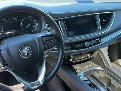 Used 2023 Buick Enclave Essence w/ Experience Buick Package FWD image 9
