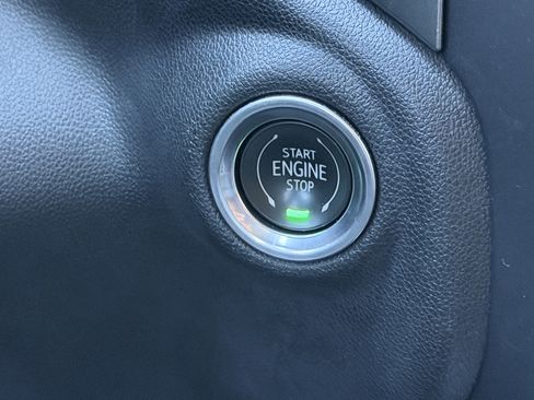 Used 2021 Chevrolet Silverado 1500 LTZ w/ LTZ Premium Package image 24