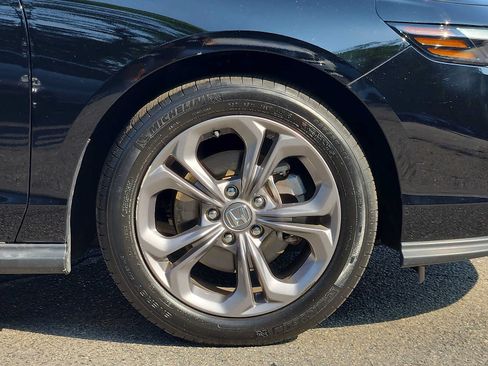 Used 2024 Honda Accord EX image 8