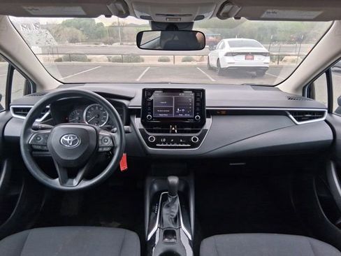 Certified 2022 Toyota Corolla LE image 14