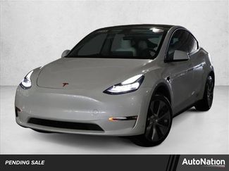 Used 2023 Tesla Model Y Long Range video 1