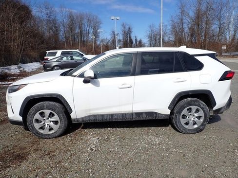 Used 2023 Toyota RAV4 LE image 6