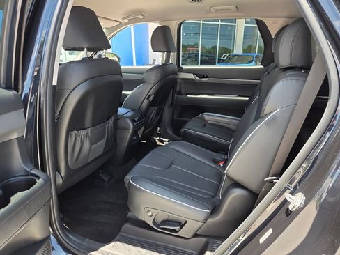 Used 2024 Hyundai Palisade SEL FWD image 11