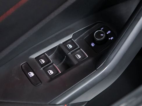 Used 2024 Volkswagen Jetta GLI 40th Anniversary Edition image 17