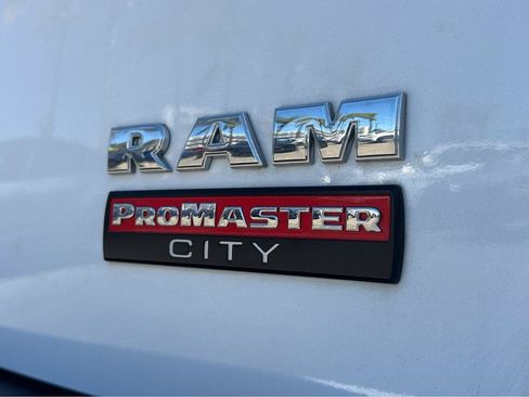 Used 2022 RAM ProMaster City Tradesman FWD image 37