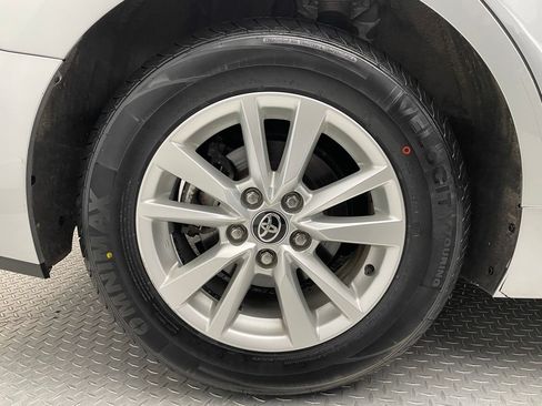 Used 2025 Toyota Camry LE FWD image 44